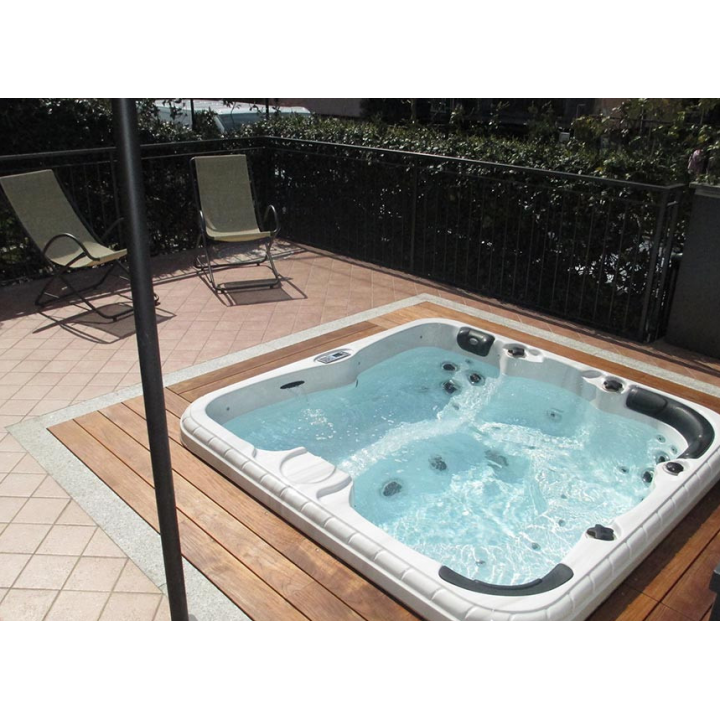 SPA masážní bazén – Refresh