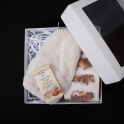 Dárková sada GINTARAI v dárkové krabičce. Klobouk a tampon - 0