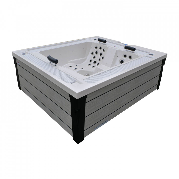 Venkovní vířivka ELVIONA INFINIA pro 3 osoby