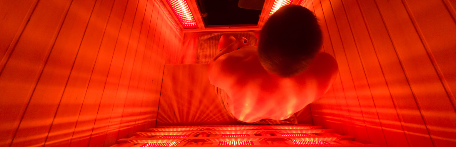 Infrasauna: Proč je oblíbená u influencerů – a důvěřují jí odborníci na saunu